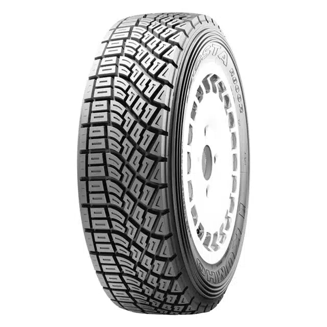 Kumho R800 195/65 R15 - Schotterreifen